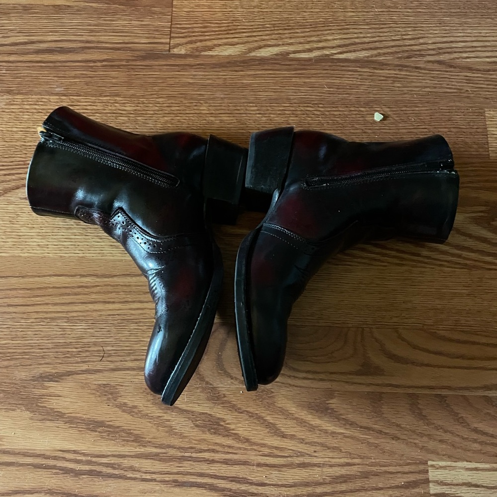 Ladies western boots